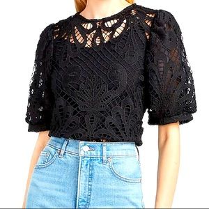 NEW lace puff sleeve top